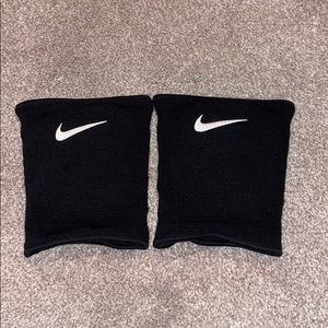 volleyball knee pads